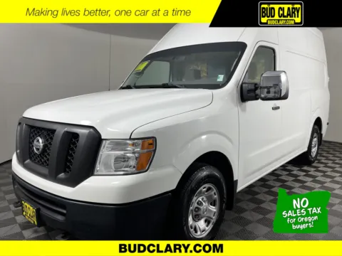 White 2016 Nissan NV SV for sale in Longview, WA
