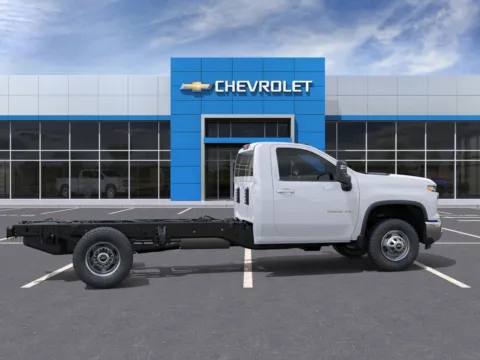 More photos of 2025 Chevrolet Silverado 3500HD CC Work Truck at Chevrolet Longview, WA