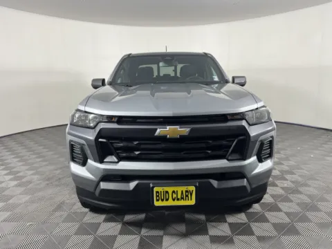 Photos of 2026 Chevrolet Colorado 2WD LT for sale in Longview, WA at Chevrolet Longview