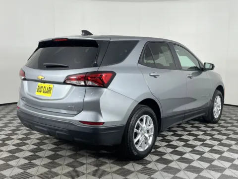 More photos of 2023 Chevrolet Equinox LS at Chevrolet Longview, WA