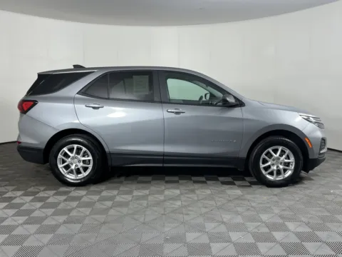 More photos of 2023 Chevrolet Equinox LS at Chevrolet Longview, WA