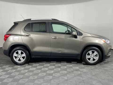 More photos of 2021 Chevrolet Trax LT at Chevrolet Longview, WA