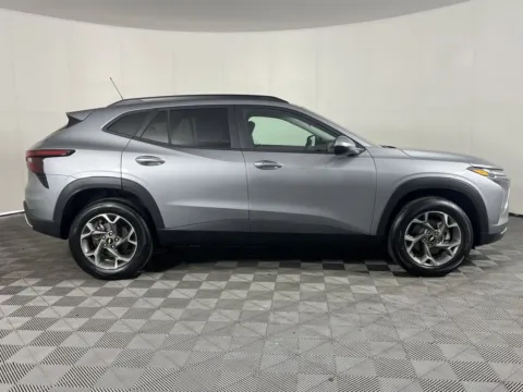 More photos of 2025 Chevrolet Trax LT at Chevrolet Longview, WA