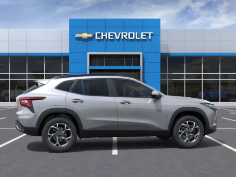More photos of 2025 Chevrolet Trax LT at Chevrolet Longview, WA