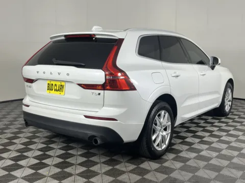 More photos of 2019 Volvo XC60 Momentum at Chevrolet Longview, WA