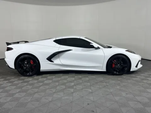 More photos of 2022 Chevrolet Corvette 1LT at Chevrolet Longview, WA