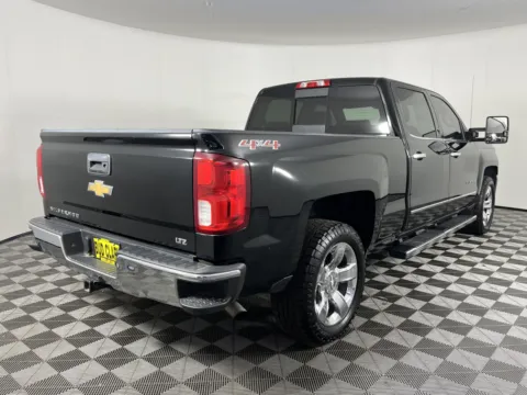 More photos of 2017 Chevrolet Silverado 1500 LTZ at Chevrolet Longview, WA
