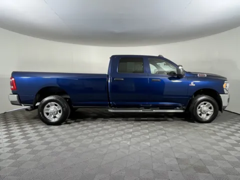 More photos of 2023 Ram 3500 Tradesman at Chevrolet Longview, WA