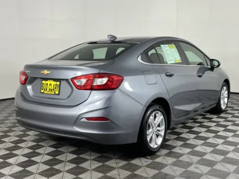 More photos of 2019 Chevrolet Cruze LT at Chevrolet Longview, WA
