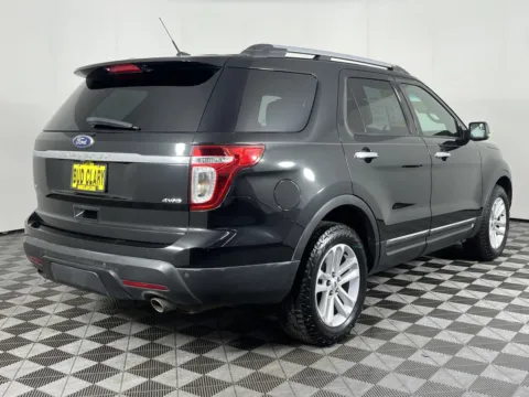 More photos of 2014 Ford Explorer XLT at Chevrolet Longview, WA