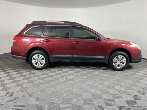 More photos of 2013 Subaru Outback 2.5i at Chevrolet Longview, WA