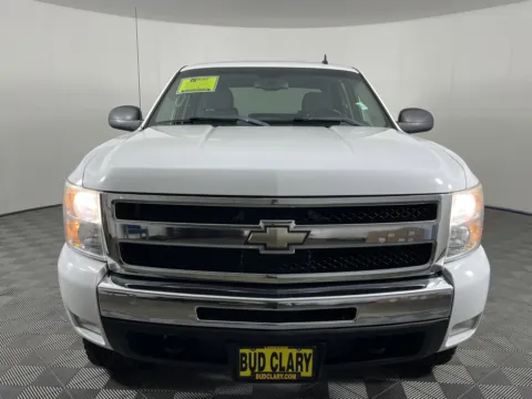 Photos of 2009 Chevrolet Silverado 1500 LT for sale in Longview, WA at Chevrolet Longview