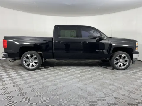 More photos of 2014 Chevrolet Silverado 1500 LT at Chevrolet Longview, WA