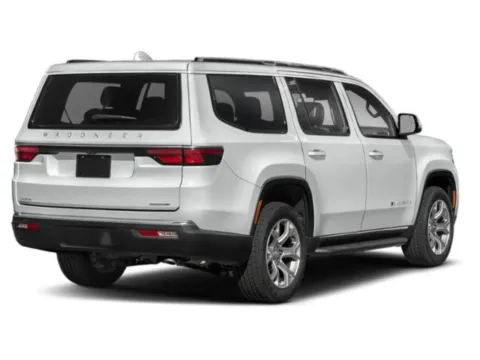 Photos of 2022 Jeep Wagoneer Series III for sale in Longview, WA at Chevrolet Longview