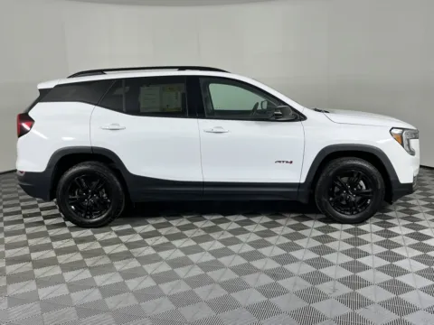 More photos of 2023 GMC Terrain AT4 at Chevrolet Longview, WA