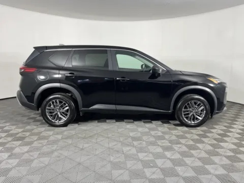 More photos of 2023 Nissan Rogue S at Chevrolet Longview, WA