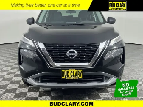 Black 2023 Nissan Rogue S for sale in Longview, WA
