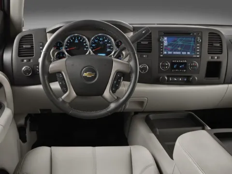 More photos of 2008 Chevrolet Silverado 2500HD LTZ at Chevrolet Longview, WA