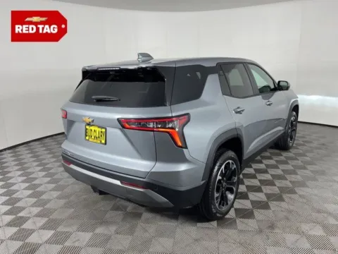 More photos of 2026 Chevrolet Equinox LT at Chevrolet Longview, WA