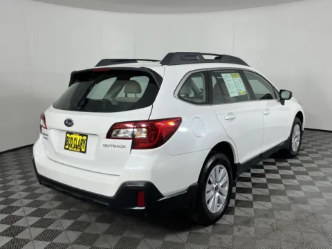 More photos of 2018 Subaru Outback 2.5i at Chevrolet Longview, WA