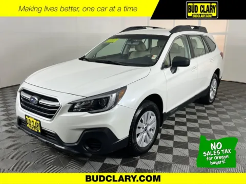 White 2018 Subaru Outback 2.5i for sale in Longview, WA