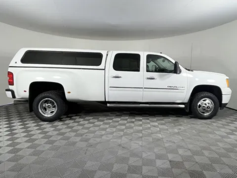More photos of 2013 GMC Sierra 3500HD Denali at Chevrolet Longview, WA