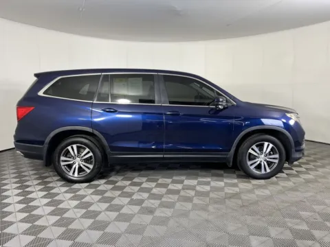 More photos of 2016 Honda Pilot EX-L at Chevrolet Longview, WA