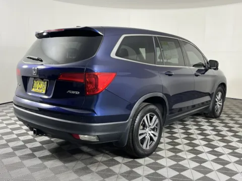 More photos of 2016 Honda Pilot EX-L at Chevrolet Longview, WA