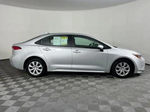 More photos of 2024 Toyota Corolla LE at Chevrolet Longview, WA