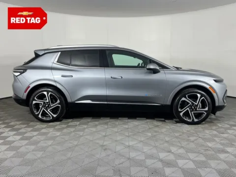 More photos of 2026 Chevrolet Equinox EV LT at Chevrolet Longview, WA