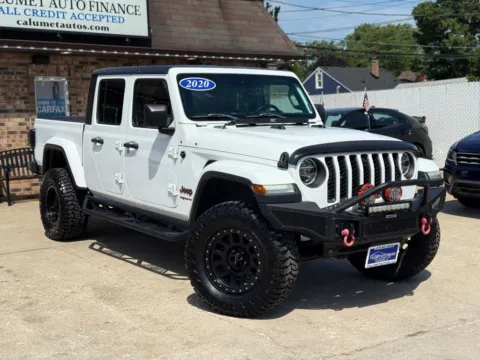 Photos of 2020 Jeep Gladiator Overland Pickup 4D 5 ft for sale in Hammond, IN at Calumet Auto Finance