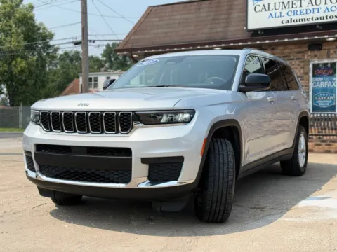 More photos of 2023 Jeep Grand Cherokee L Laredo Sport Utility 4D at Calumet Auto Finance, IN