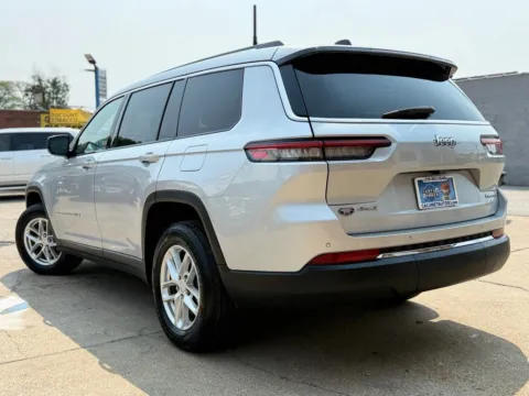 More photos of 2023 Jeep Grand Cherokee L Laredo Sport Utility 4D at Calumet Auto Finance, IN