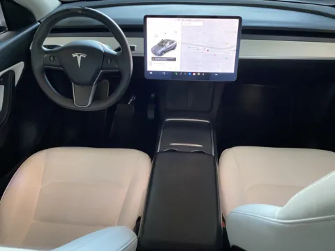 More photos of 2021 Tesla Model Y Long Range at Premium Autos - Norco, CA