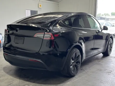 More photos of 2024 Tesla Model Y Long Range at Premium Autos - Norco, CA