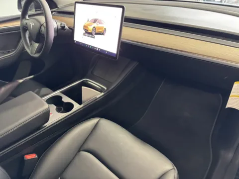 More photos of 2024 Tesla Model Y Long Range at Premium Autos - Norco, CA