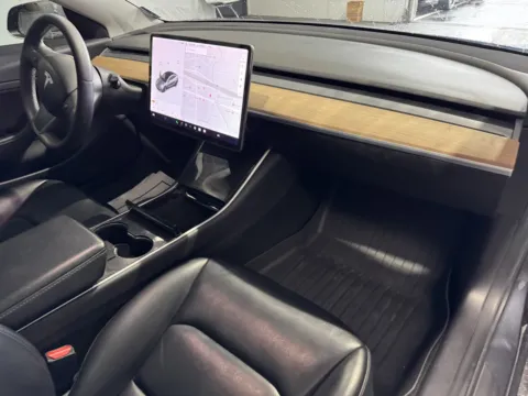 More photos of 2020 Tesla Model 3 STANDARD PLUS at Premium Autos - Norco, CA