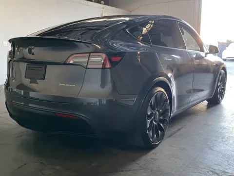 More photos of 2022 Tesla Model Y Performance at Premium Autos - Norco, CA