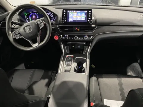 More photos of 2020 Honda Accord Hybrid EX at Premium Autos - Norco, CA