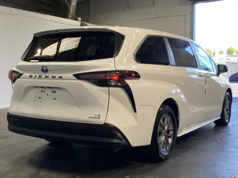 More photos of 2023 Toyota Sienna LE 8-Passenger Hybrid at Premium Autos - Norco, CA