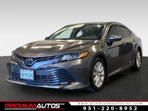 Gray 2019 Toyota Camry for sale in Norco, CA