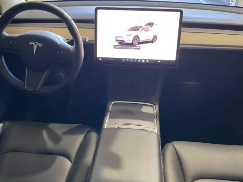 More photos of 2022 Tesla Model Y Long Range at Premium Autos - Norco, CA