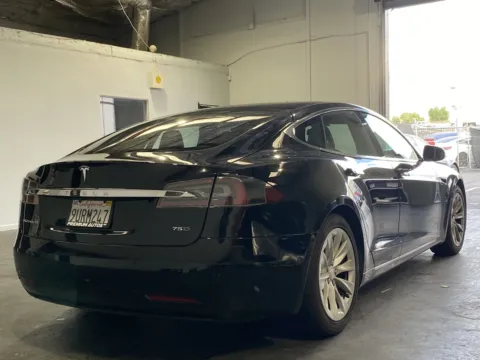 More photos of 2018 Tesla Model S at Premium Autos - Norco, CA