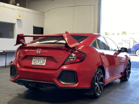 More photos of 2017 Honda Civic at Premium Autos - Norco, CA