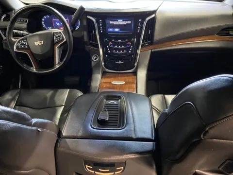 More photos of 2019 Cadillac Escalade Premium Luxury at Premium Autos - Norco, CA