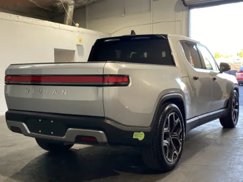 More photos of 2022 Rivian R1T Adventure at Premium Autos - Norco, CA