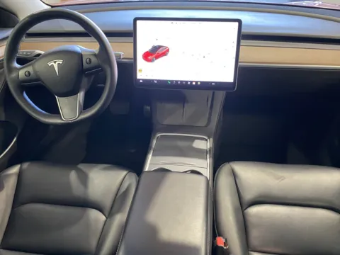 More photos of 2021 Tesla Model 3 Standard Range Plus at Premium Autos - Norco, CA