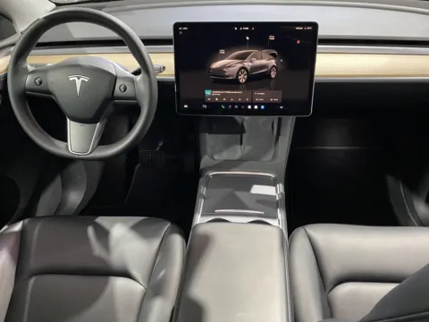 More photos of 2023 Tesla Model Y LONG RANGE at Premium Autos - Norco, CA
