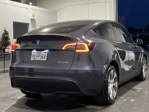 More photos of 2023 Tesla Model Y Long Range at Premium Autos - Norco, CA