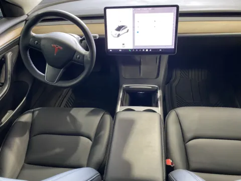 More photos of 2021 Tesla Model 3 Standard Range Plus at Premium Autos - Norco, CA